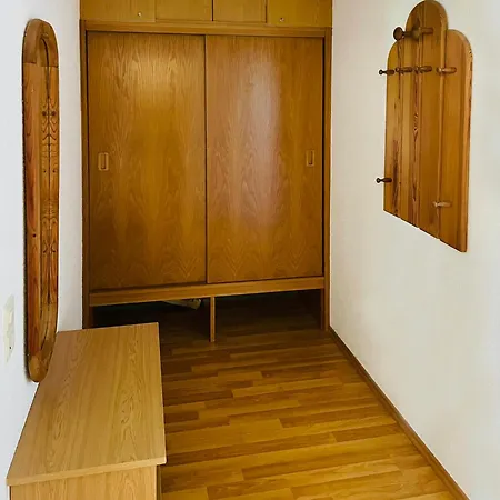 Gemuetliche Mit Schoener Aussicht 아파트